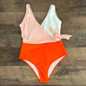 Colorblock One-Piece Swimsuit in Peach, White & Orange